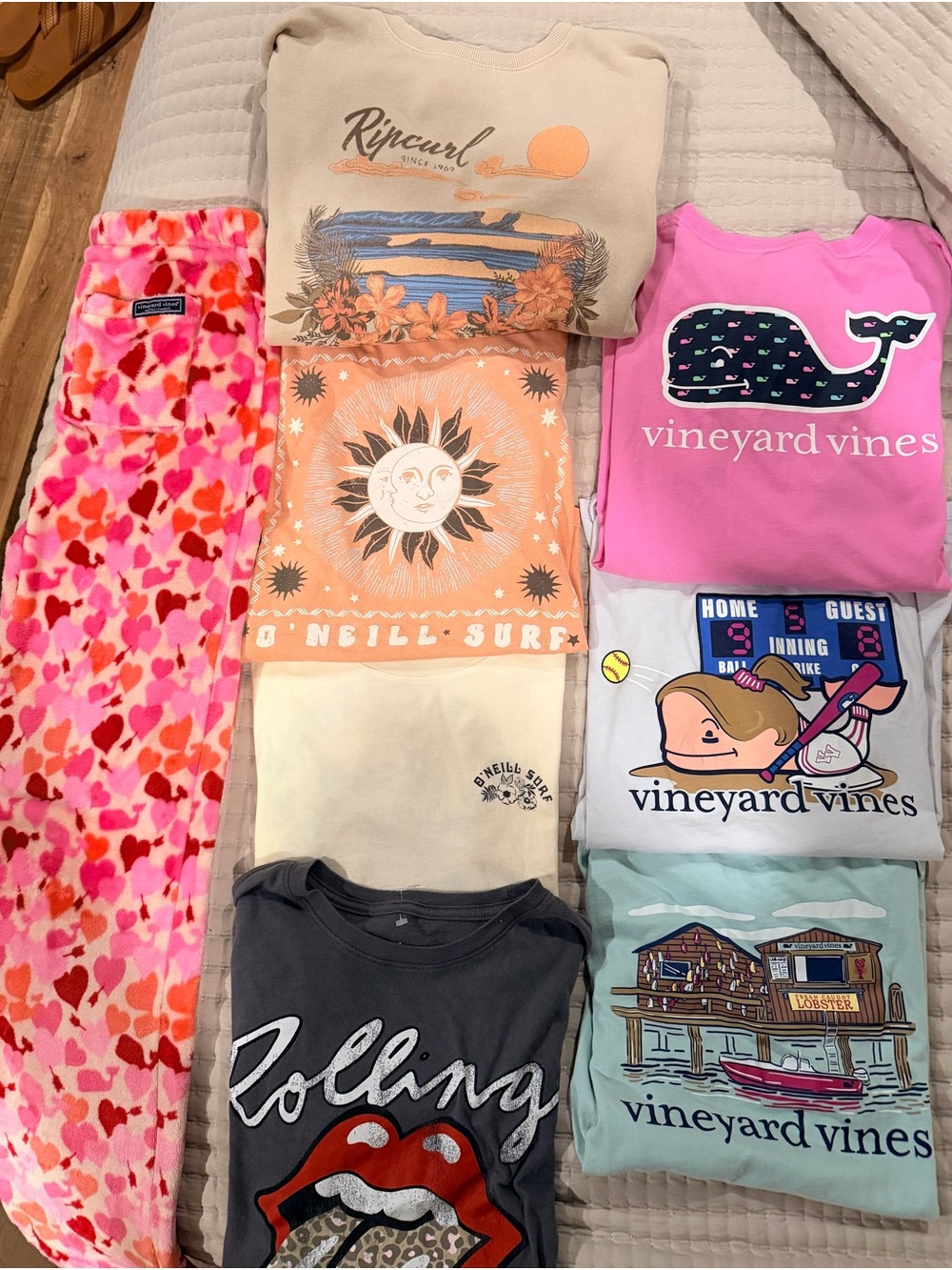 Vineyard Vines whale pj’s clothing lot